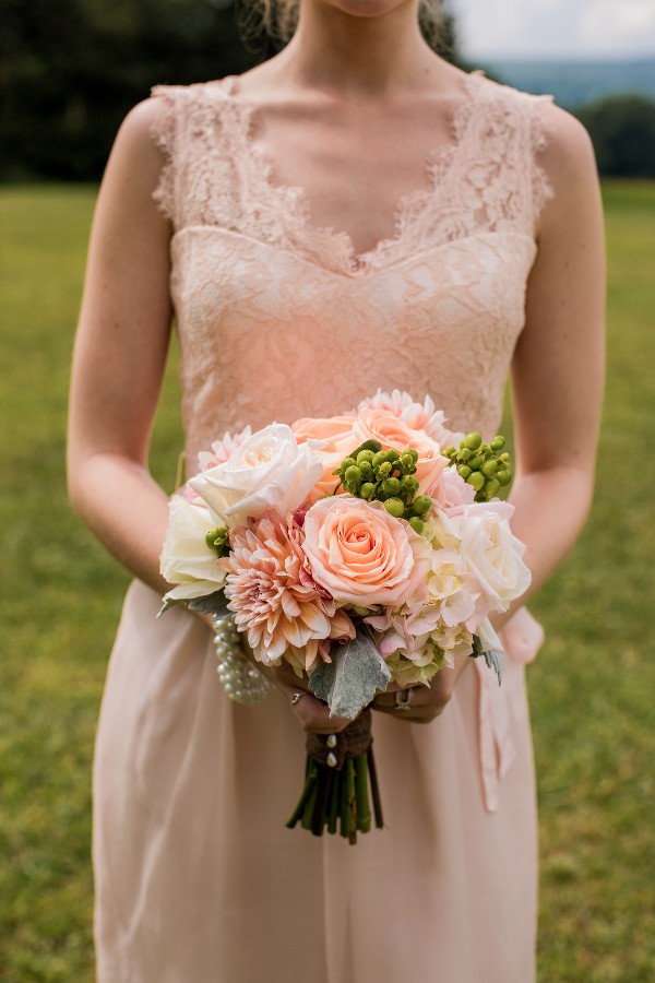 pink-and-peach-barn-wedding