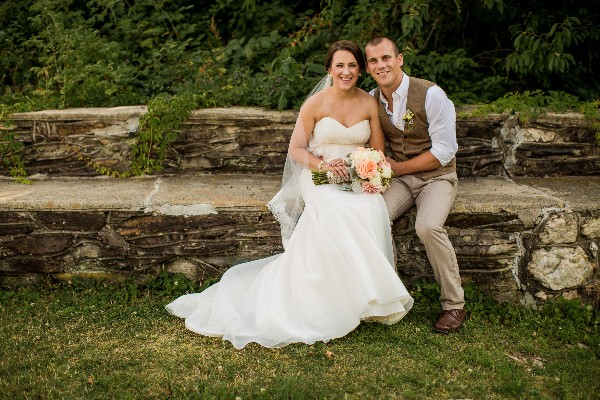 pink-and-peach-barn-wedding
