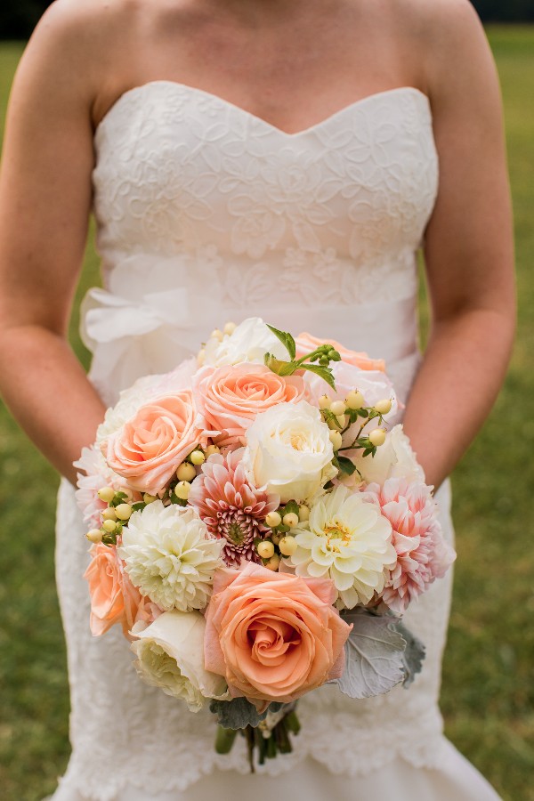 pink-and-peach-barn-wedding