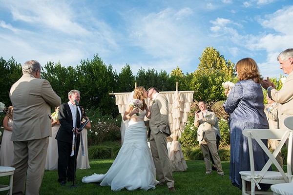 pink-rustic-wedding-in-calistoga