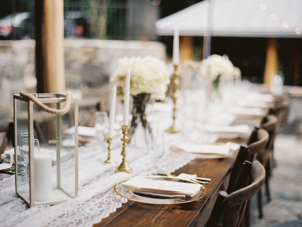 rustic-venue-meets-gold-details-in