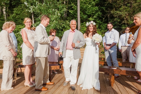 rustic-venue-meets-gold-details-in