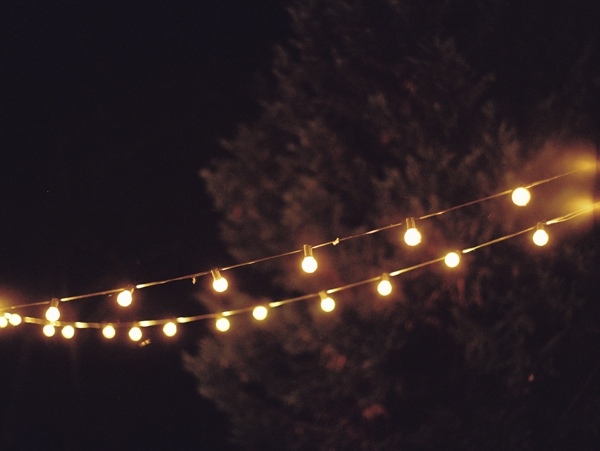 rustic-venue-meets-gold-details-in