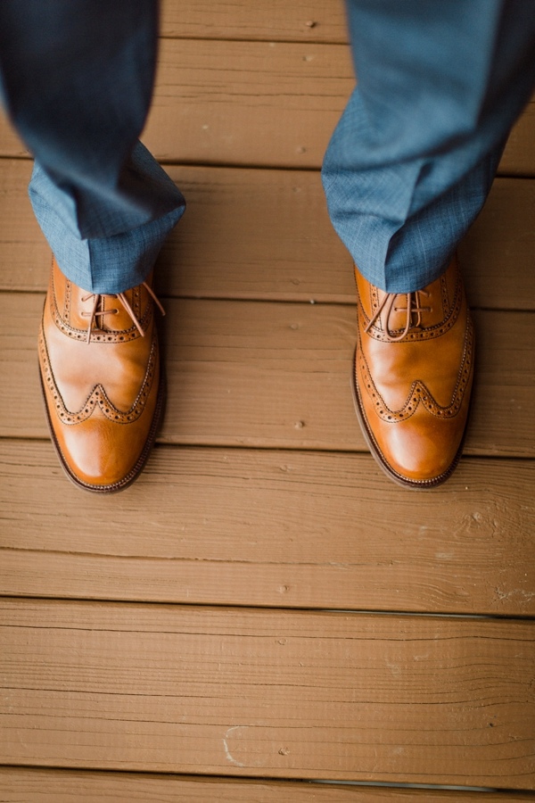 rustic-venue-meets-gold-details-in