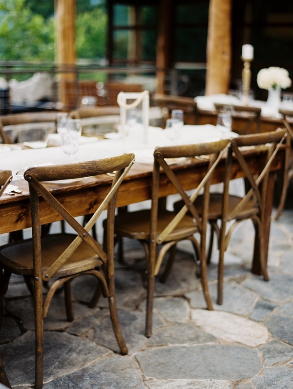 rustic-venue-meets-gold-details-in