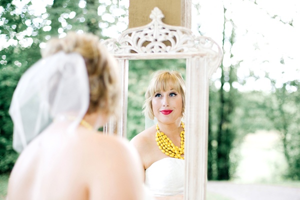 thrifted-yellow-and-navy-wedding