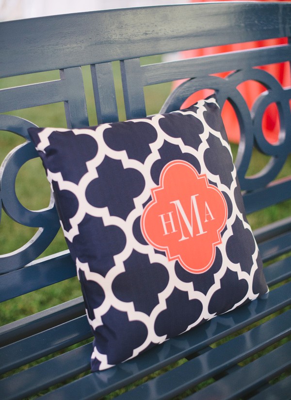 colorful-and-preppy-southern-wedding
