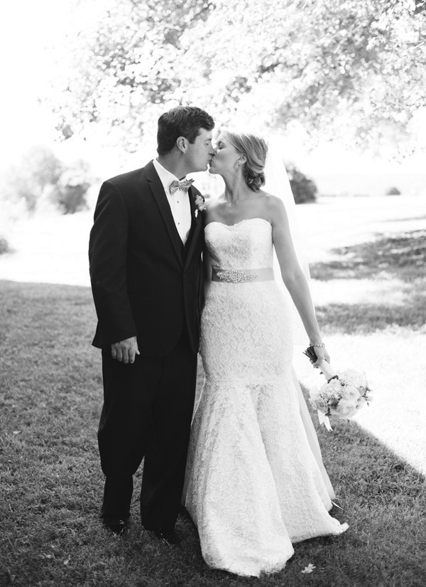 colorful-and-preppy-southern-wedding