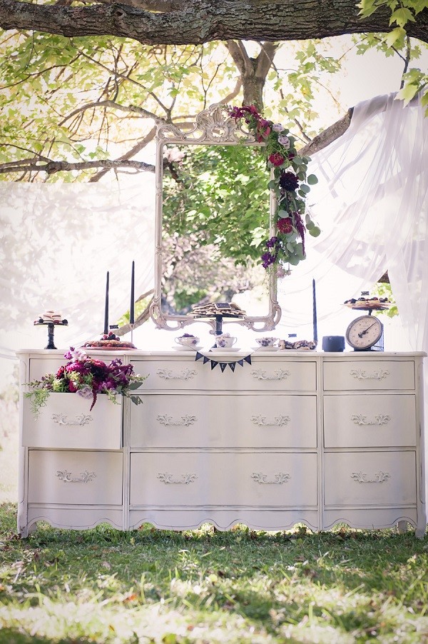 dark-and-romantic-bridal-shower-tea