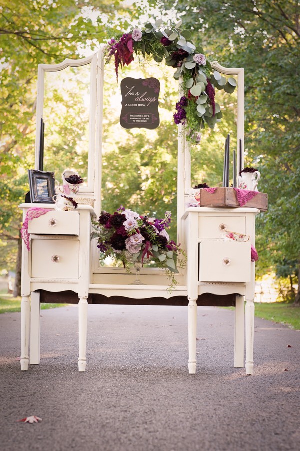 dark-and-romantic-bridal-shower-tea