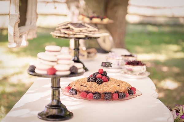 dark-and-romantic-bridal-shower-tea