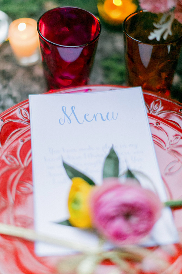 forest-wedding-filled-with-color