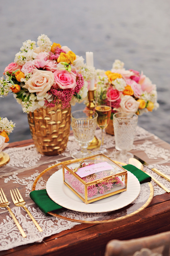 romantic gold and pink table decor