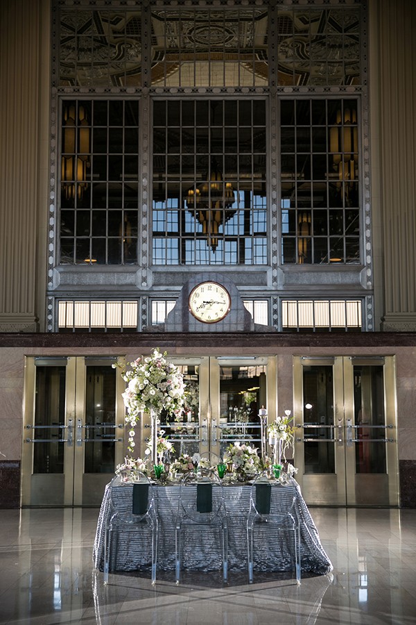 green-and-silver-glam-wedding