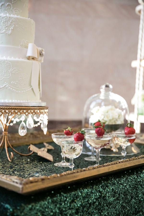 green-and-silver-glam-wedding