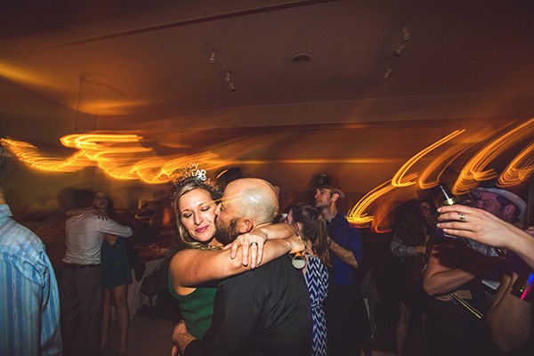 how-to-have-a-new-years-eve-wedding