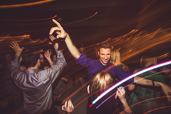 how-to-have-a-new-years-eve-wedding