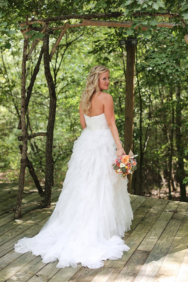 mint-and-peach-farm-wedding-in-georgia
