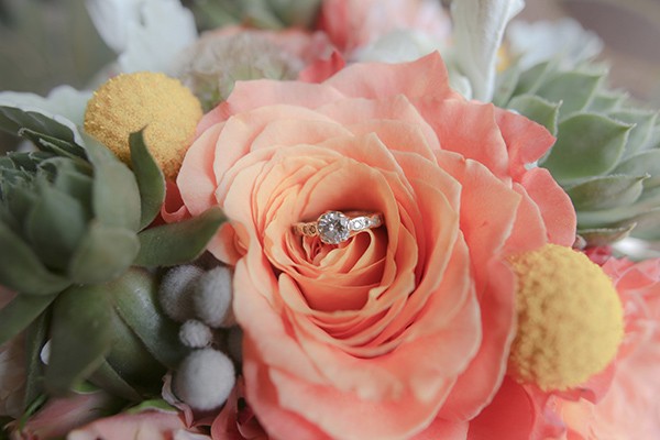 mint-and-peach-farm-wedding-in-georgia
