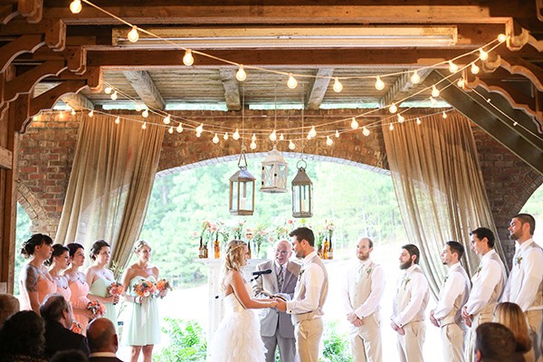 mint-and-peach-farm-wedding-in-georgia