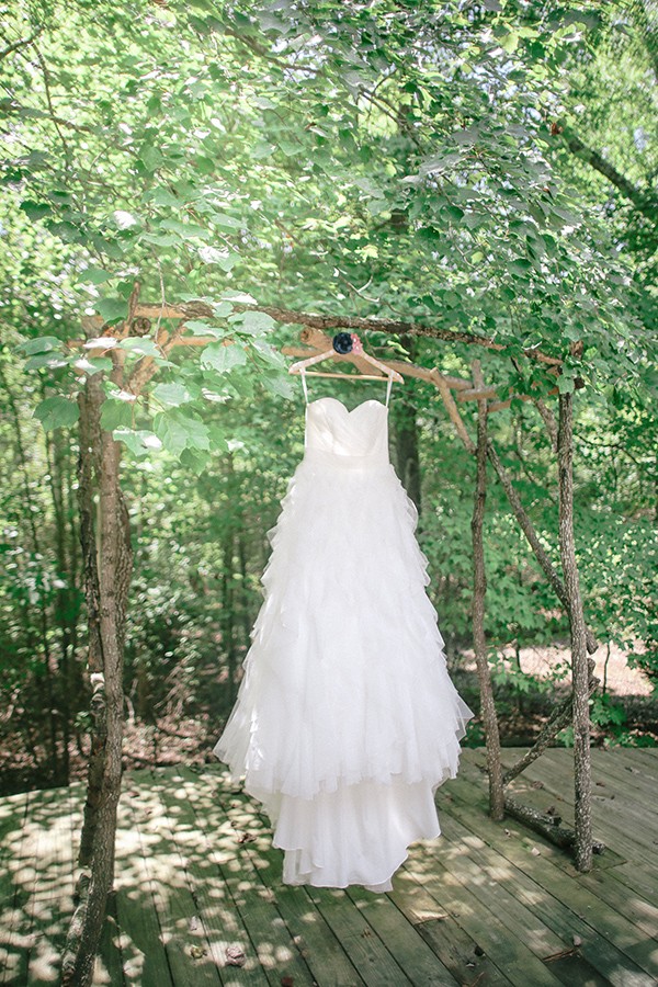 mint-and-peach-farm-wedding-in-georgia