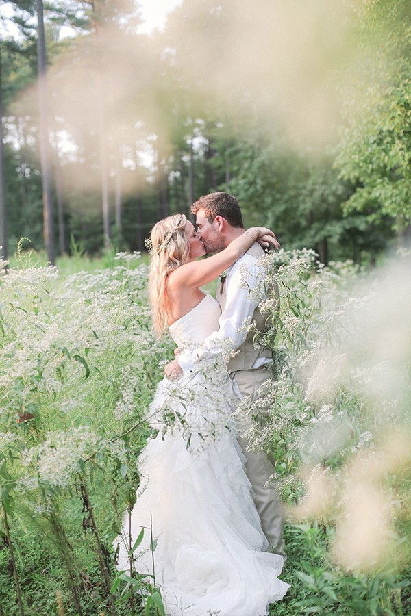 mint-and-peach-farm-wedding-in-georgia