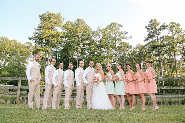 mint-and-peach-farm-wedding-in-georgia