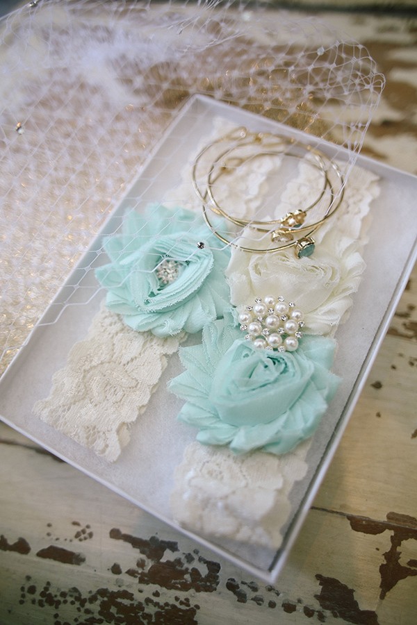 mint-and-peach-farm-wedding-in-georgia