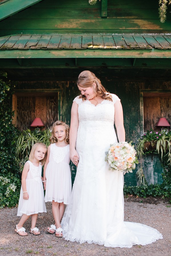 navy-peach-and-burlap-filled-wedding