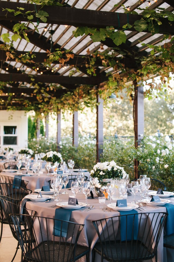 navy-peach-and-burlap-filled-wedding