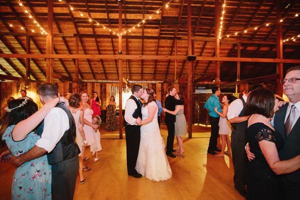 navy-peach-and-burlap-filled-wedding