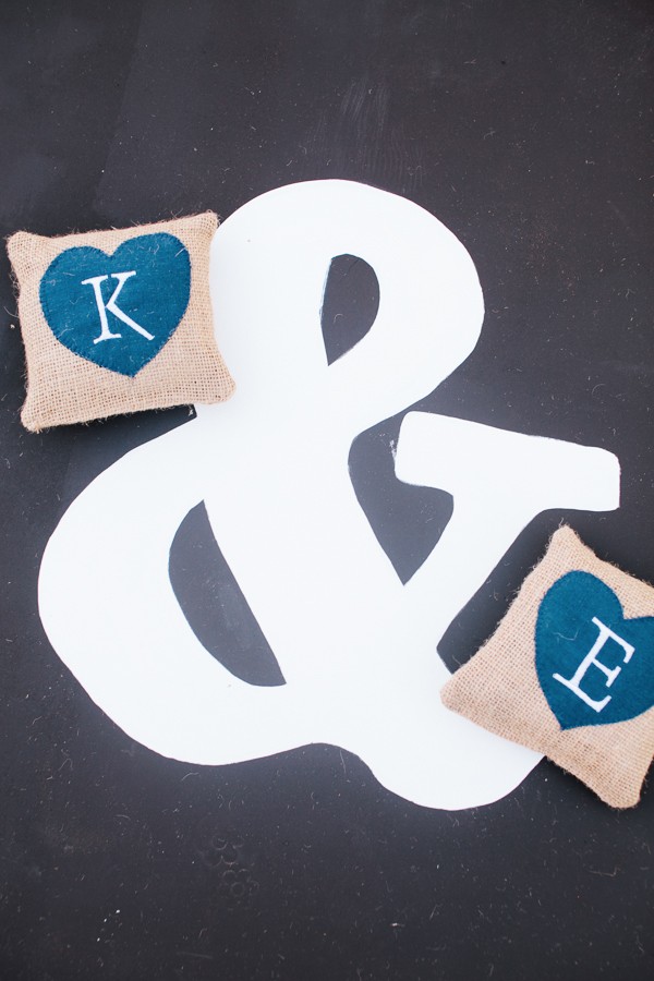 navy-peach-and-burlap-filled-wedding