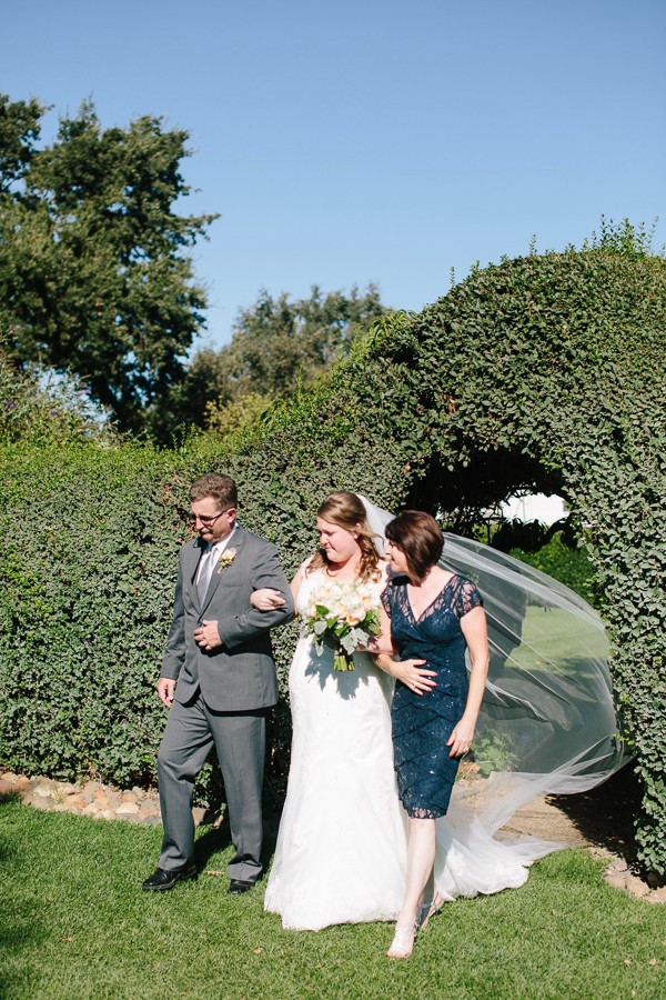 navy-peach-and-burlap-filled-wedding
