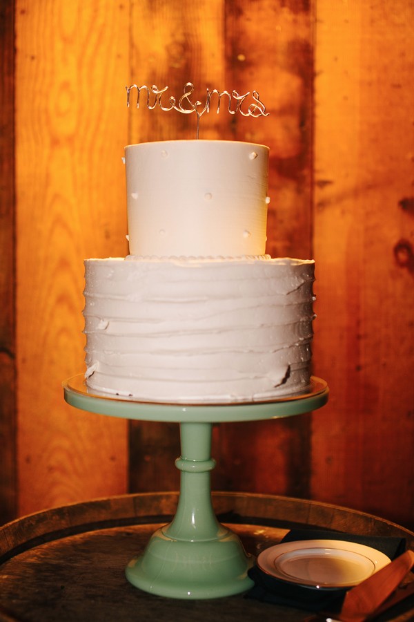 navy-peach-and-burlap-filled-wedding