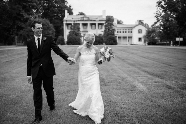 peach-and-gold-plantation-wedding