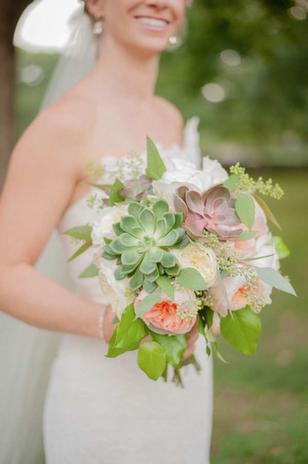peach-and-gold-plantation-wedding