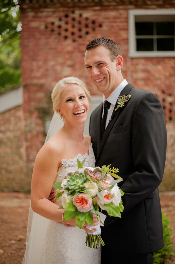 peach-and-gold-plantation-wedding