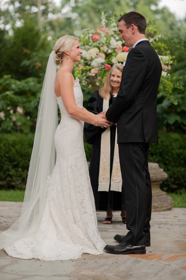 peach-and-gold-plantation-wedding