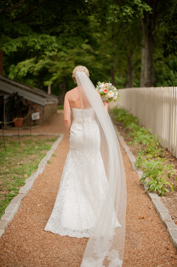 peach-and-gold-plantation-wedding