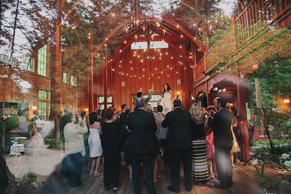 peppy-rustic-wedding