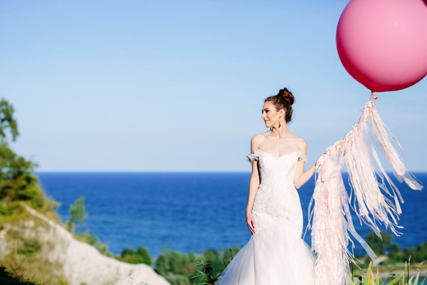 pink-apple-inspired-wedding
