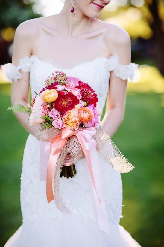 burlap wrapped bouquet