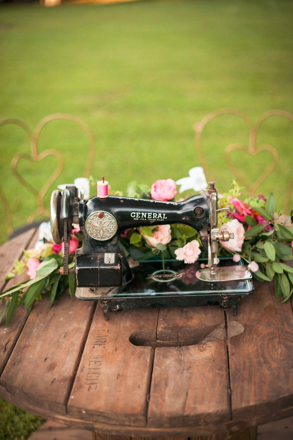 pink-sew-in-love-wedding-ideas