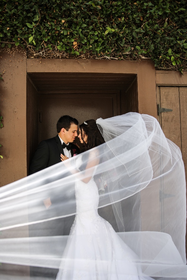 pretty-in-purple-wedding