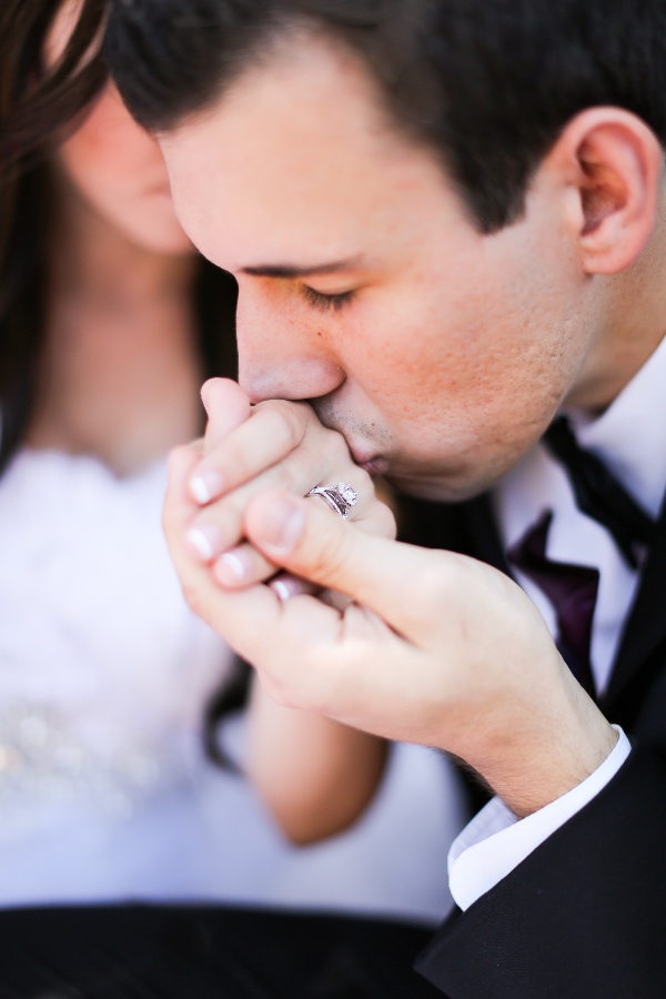 pretty-in-purple-wedding