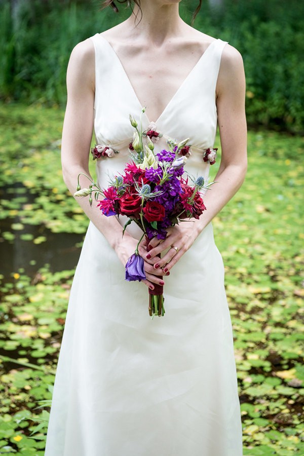 quiet-wedding-in-the-woods-at-the
