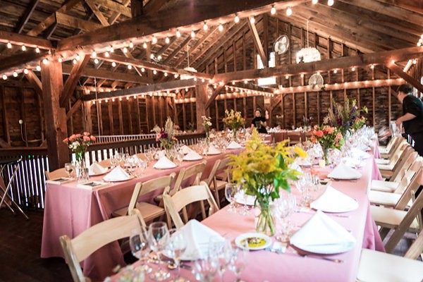 quiet-wedding-in-the-woods-at-the