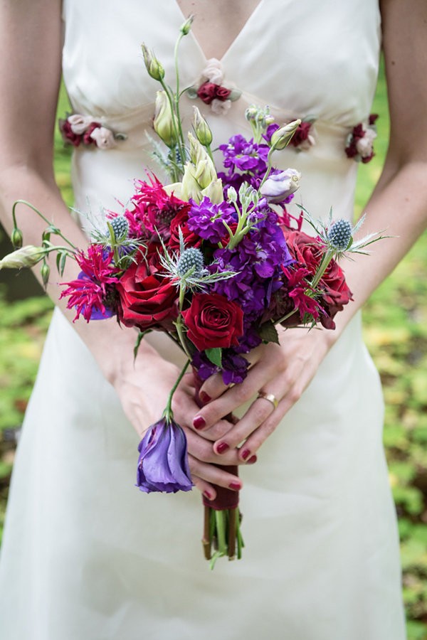 quiet-wedding-in-the-woods-at-the