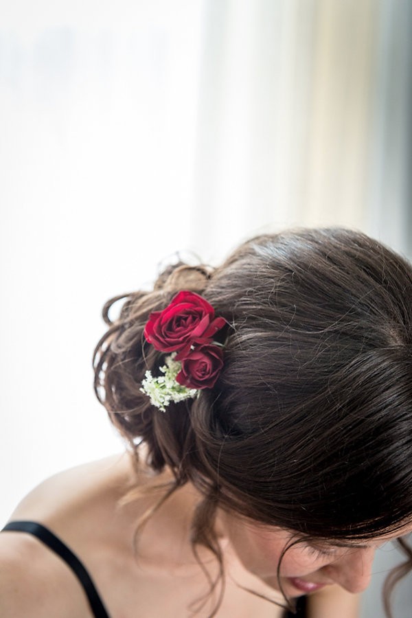quiet-wedding-in-the-woods-at-the