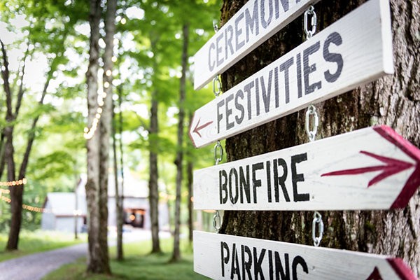 quiet-wedding-in-the-woods-at-the